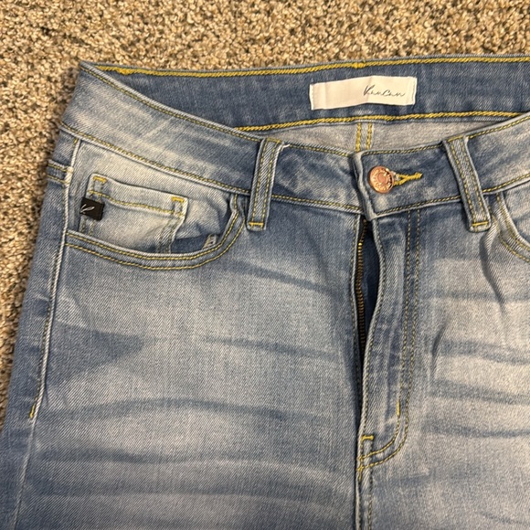 KanCan Distressed Jeans - Picture 4 of 4